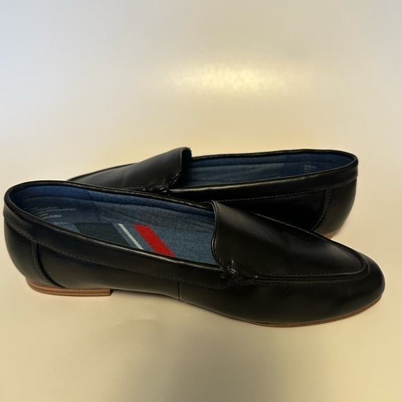 Chaps Womans Black Slip-On Flat Loafers Shoes Size 7 M Casual Comfy Almond Toe - Picture 5 of 10